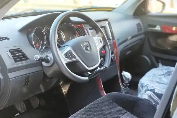 دنا پلاس ۶ دنده EF7p - 1404