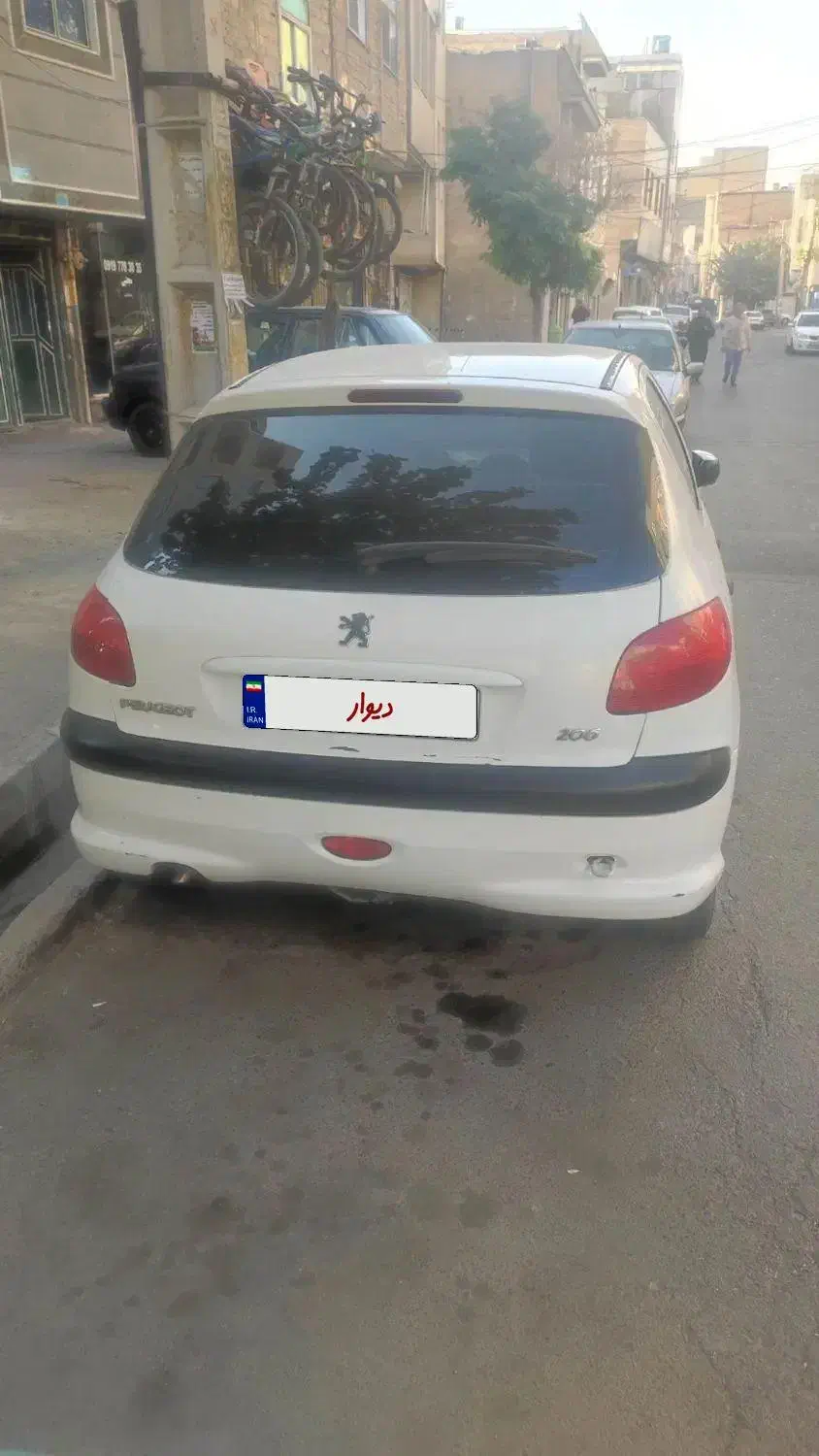 پژو 206 تیپ 3 - 1395