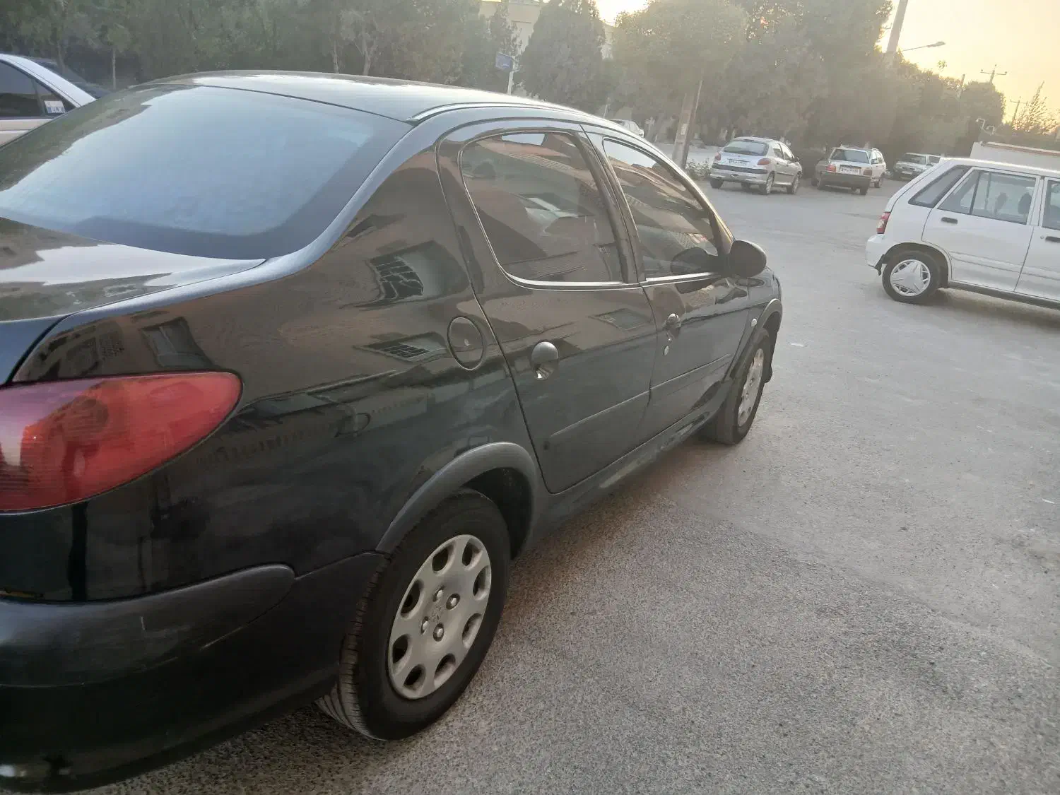 پژو ۲۰۶ صندوق دار v8 - 1386