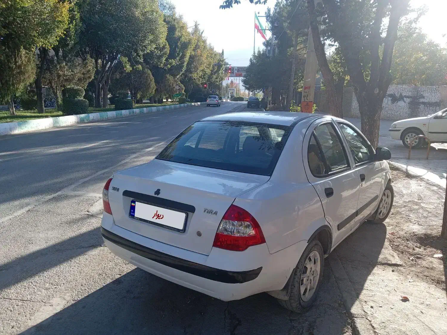 تیبا صندوق دار SX - 1390