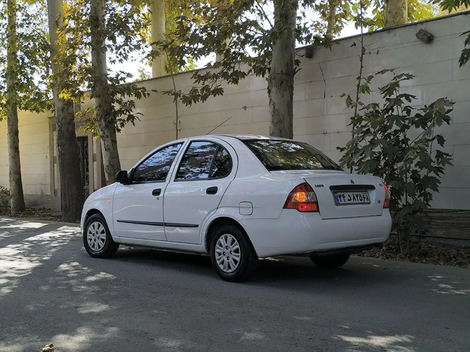 تیبا صندوق دار SX - 1396