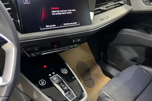 آئودی الکتریکی Q5 ۴۰ - 2024