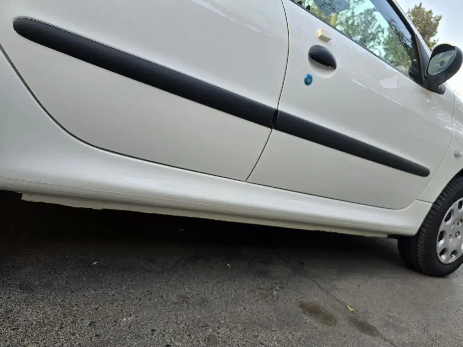 پژو ۲۰۶ صندوق دار v8 - 1398