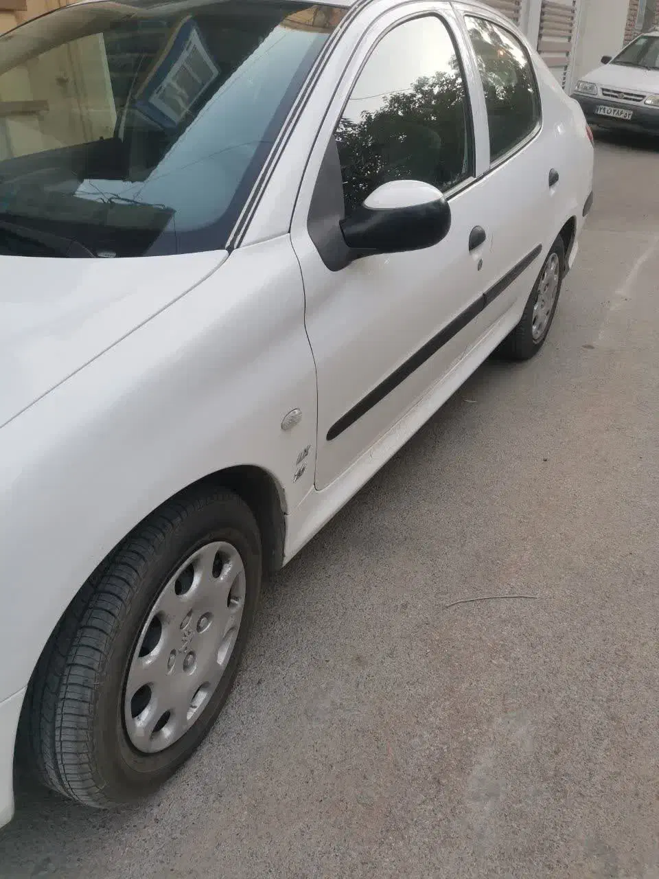 پژو ۲۰۶ صندوق دار v8 - 1397