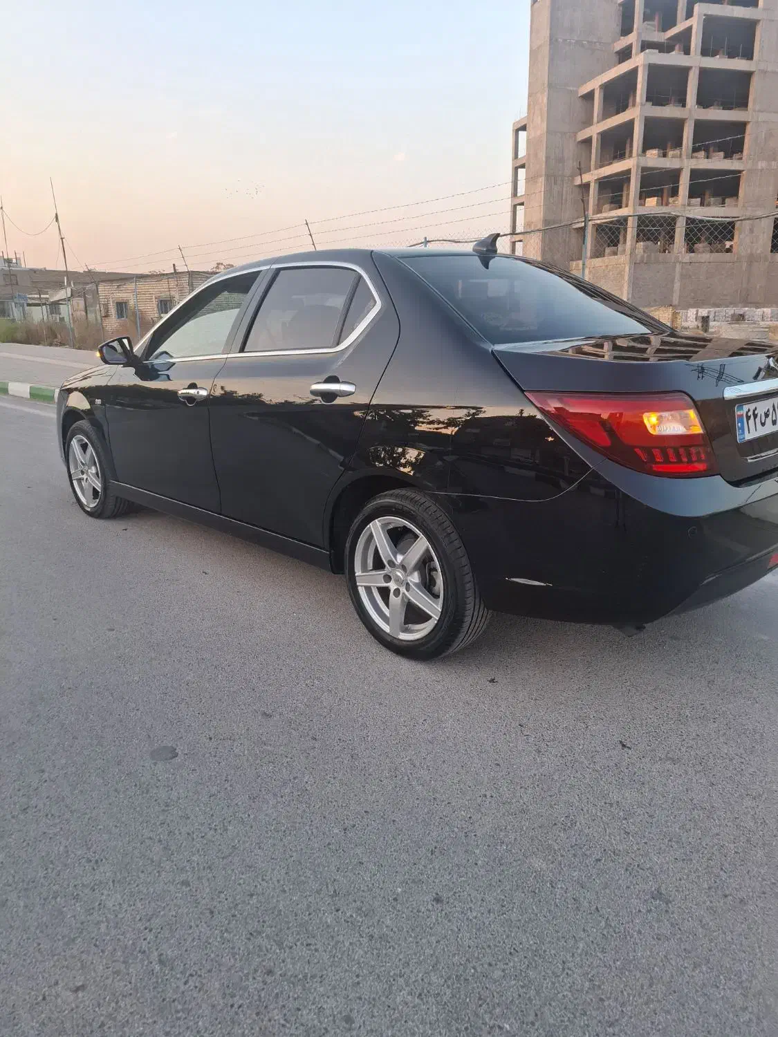 دنا پلاس توربو اتوماتیک - 1402