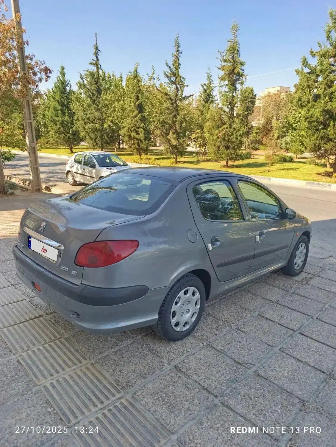 پژو ۲۰۶ صندوق دار v8 - 1395