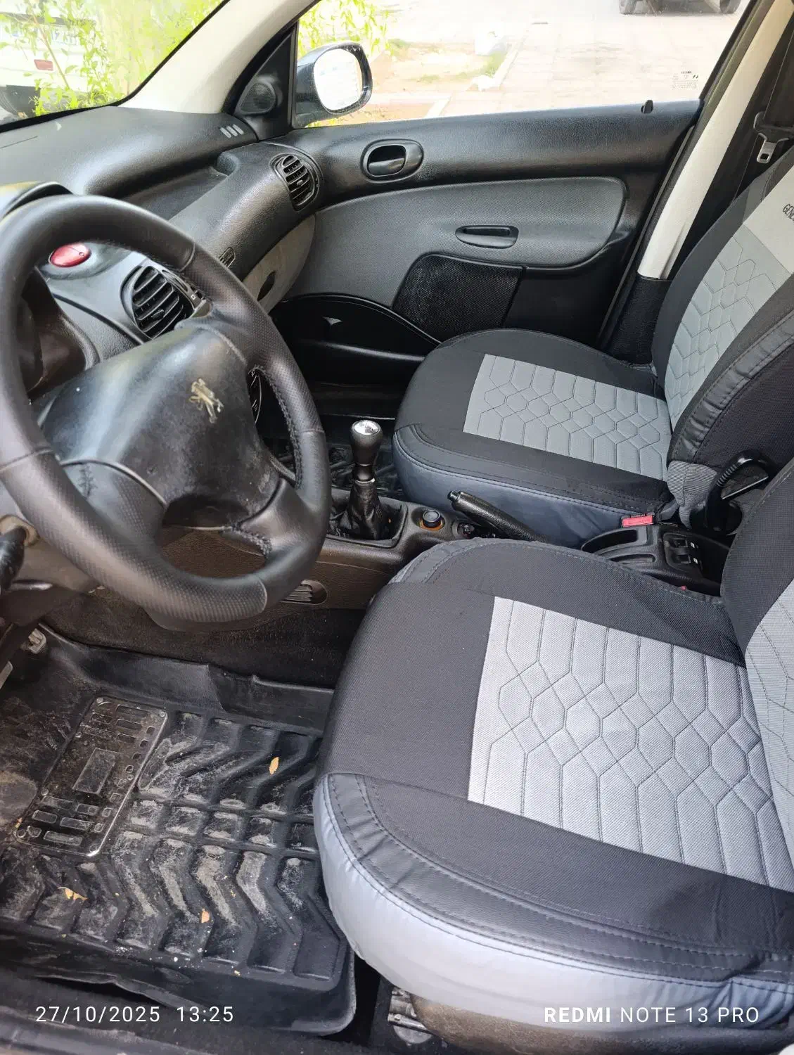 پژو ۲۰۶ صندوق دار v8 - 1395