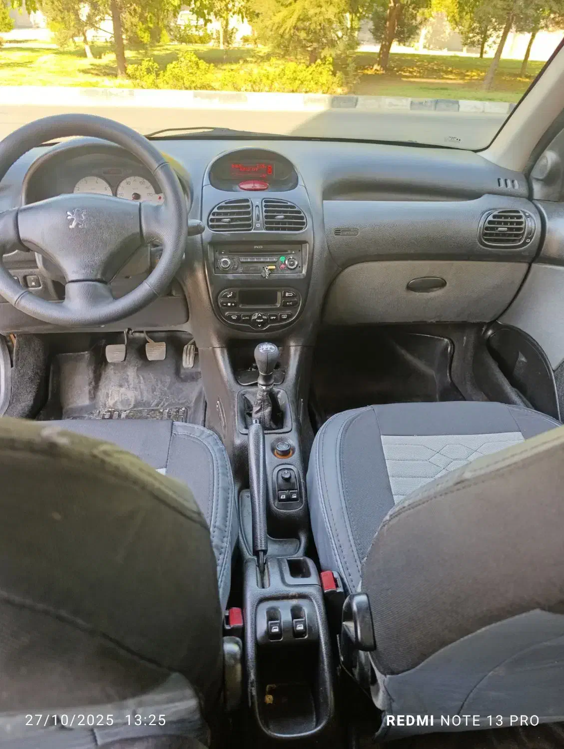 پژو ۲۰۶ صندوق دار v8 - 1395
