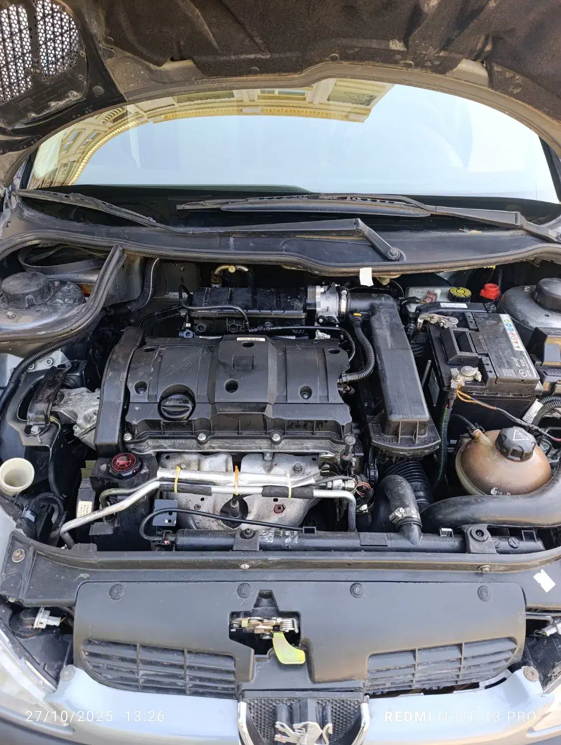 پژو ۲۰۶ صندوق دار v8 - 1395