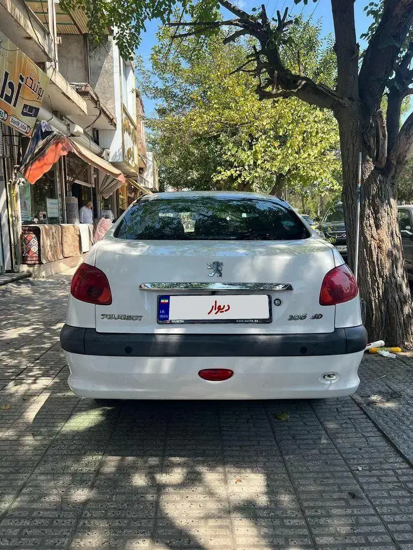 پژو ۲۰۶ صندوق دار v8 - 1393