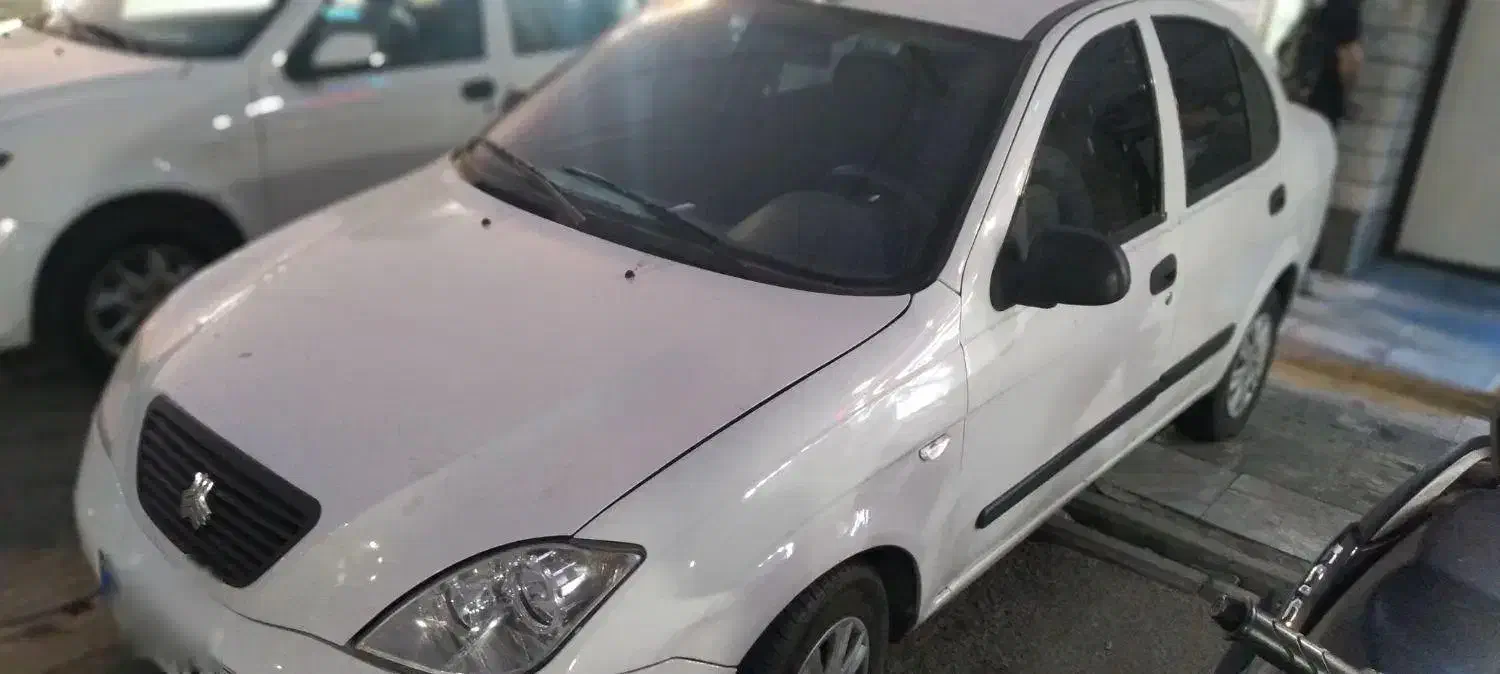 تیبا صندوق دار SX - 1392