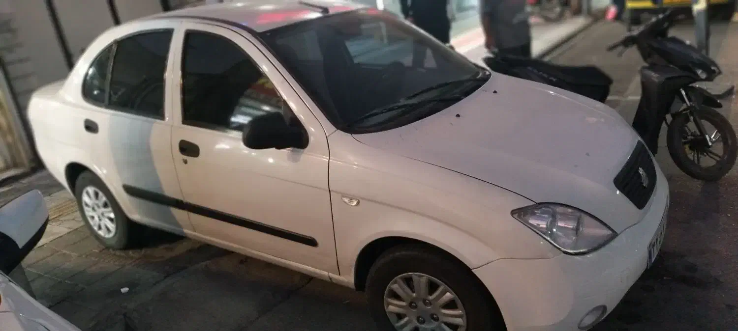 تیبا صندوق دار SX - 1392