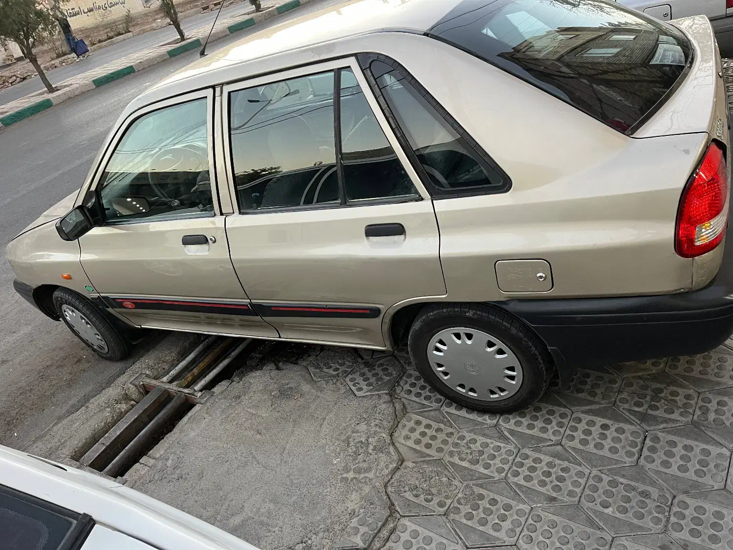 پراید 141 دوگانه‌سوز - 1387