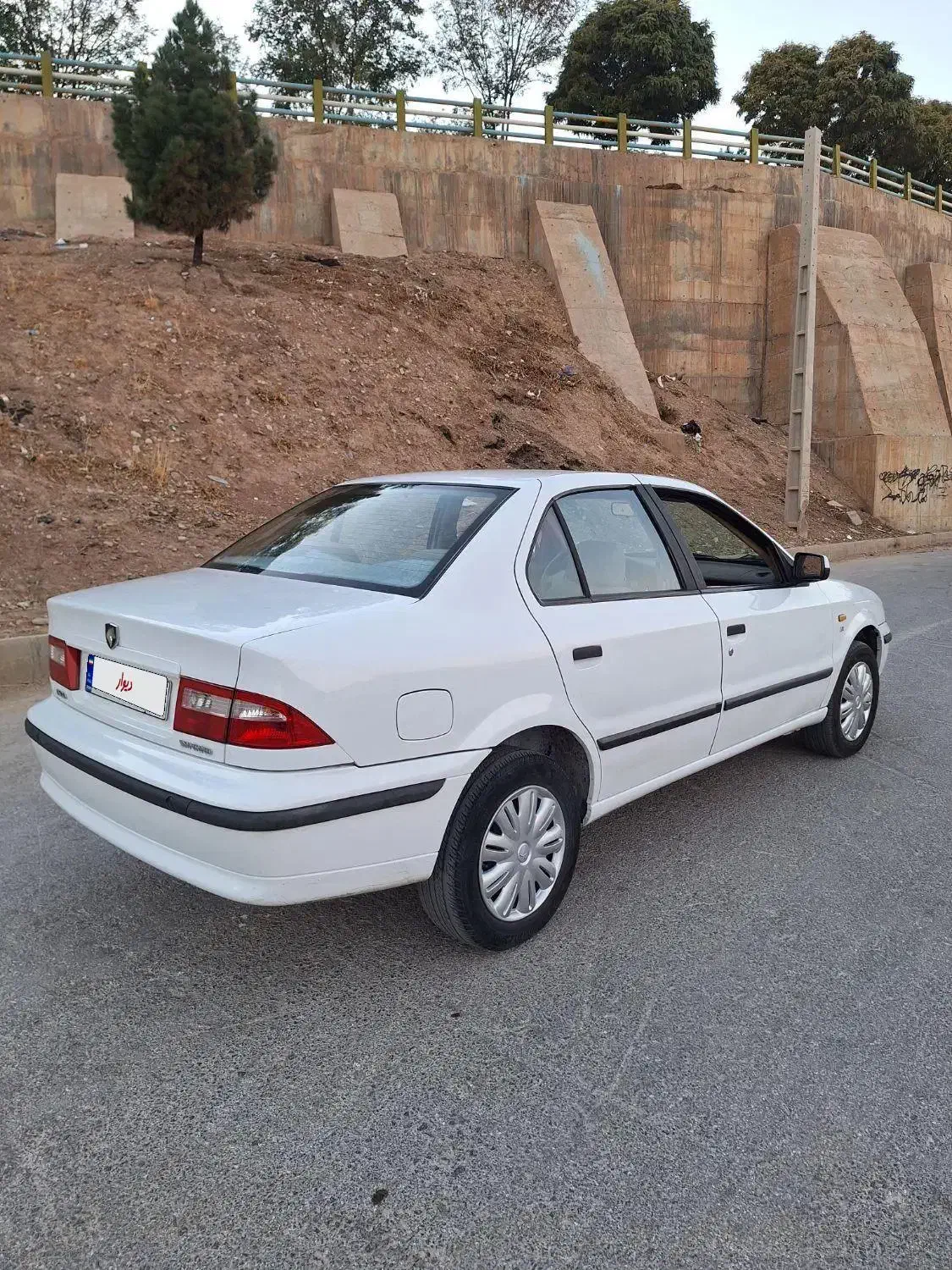 سمند LX XU7 - 1396