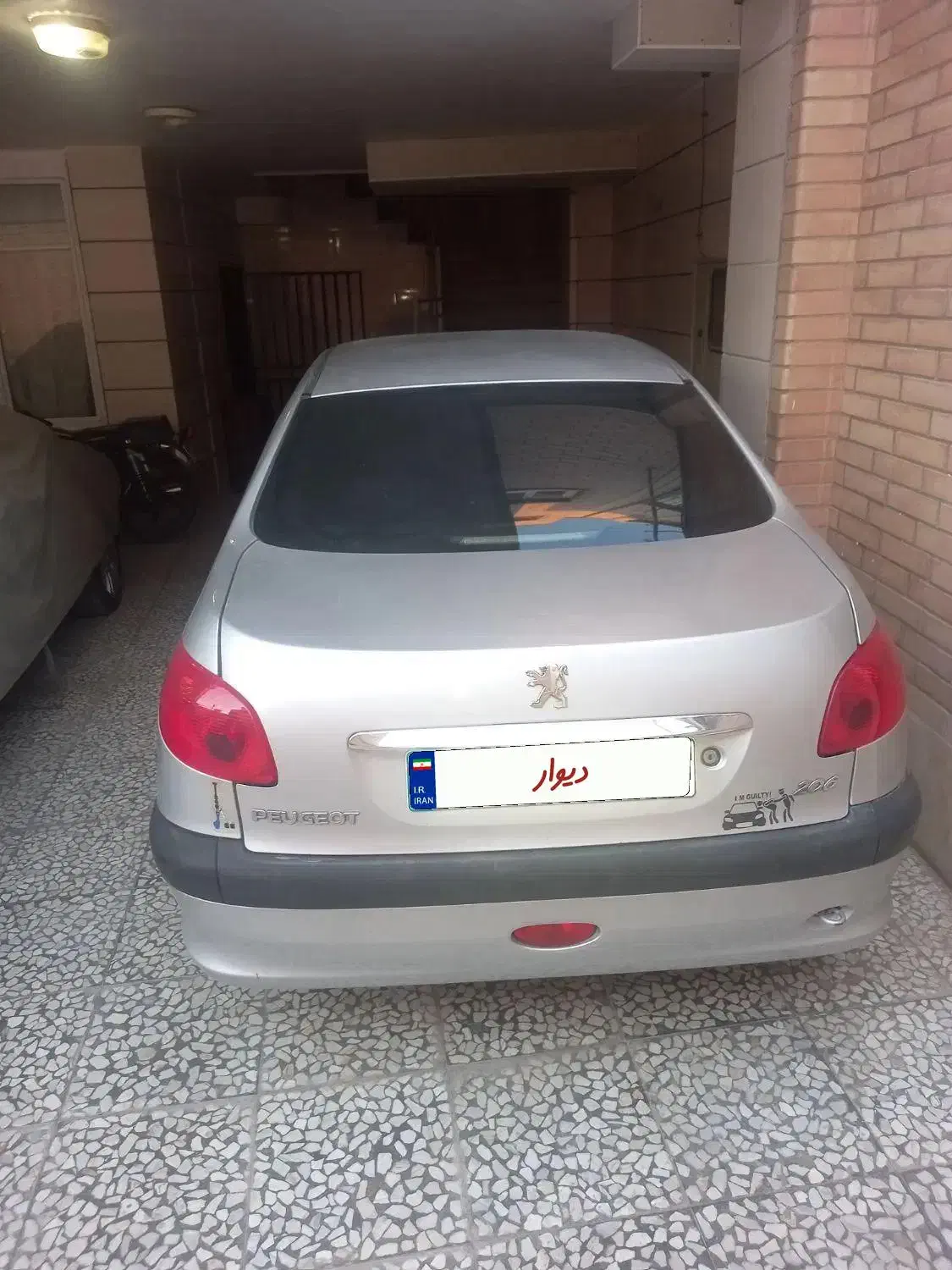 پژو ۲۰۶ صندوق دار v6 - 1385