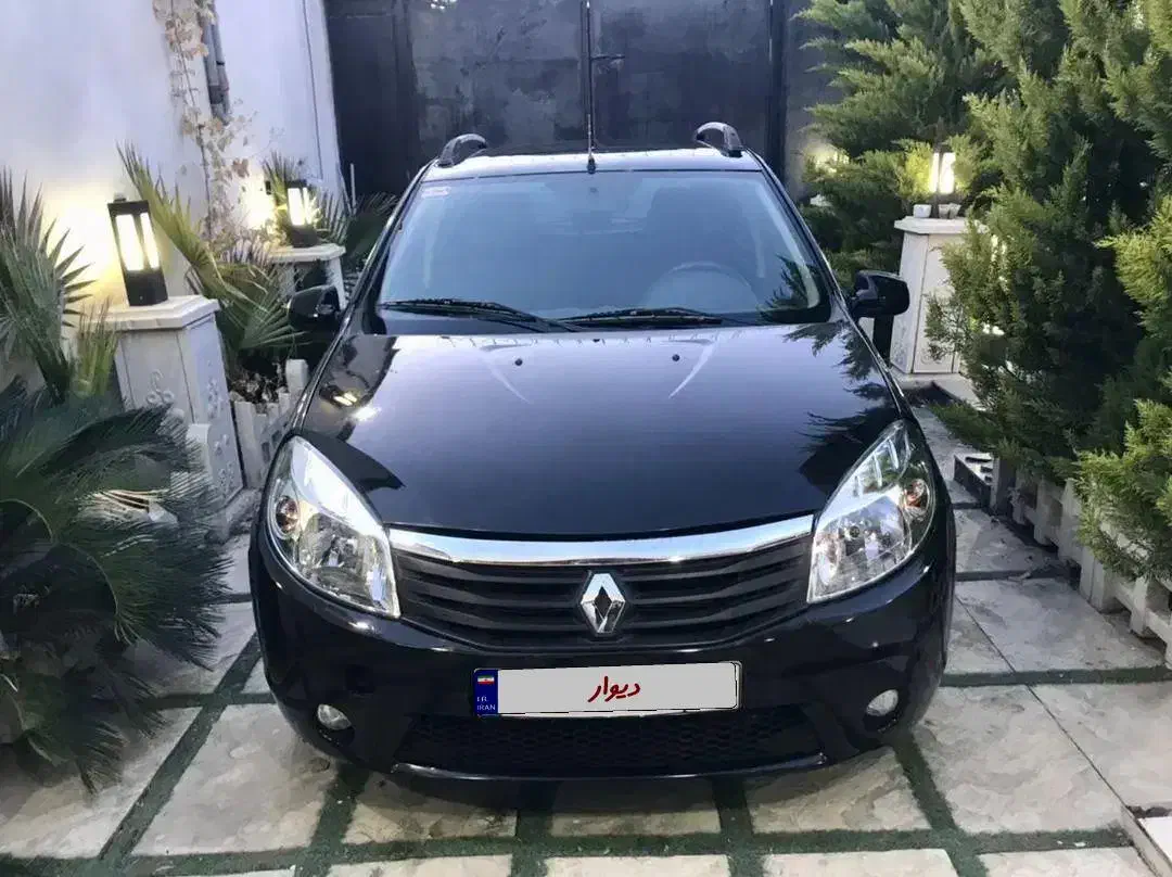 خودرو رنو، ساندرو آگهی ann_20889026