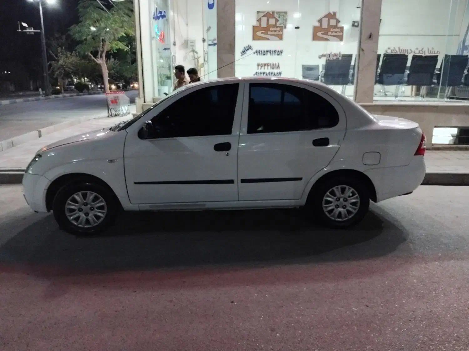 تیبا صندوق دار SX - 1401