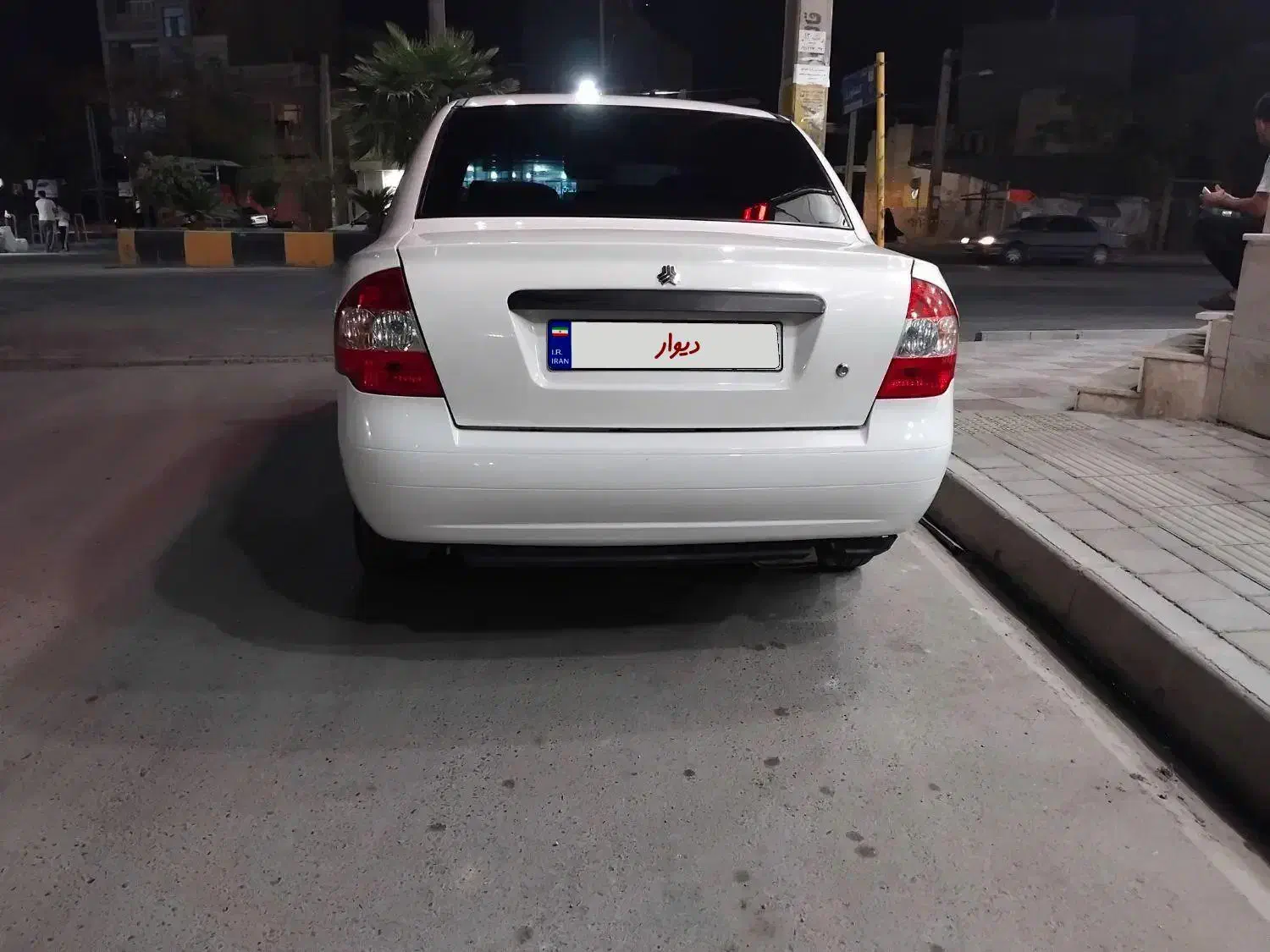 تیبا صندوق دار SX - 1401