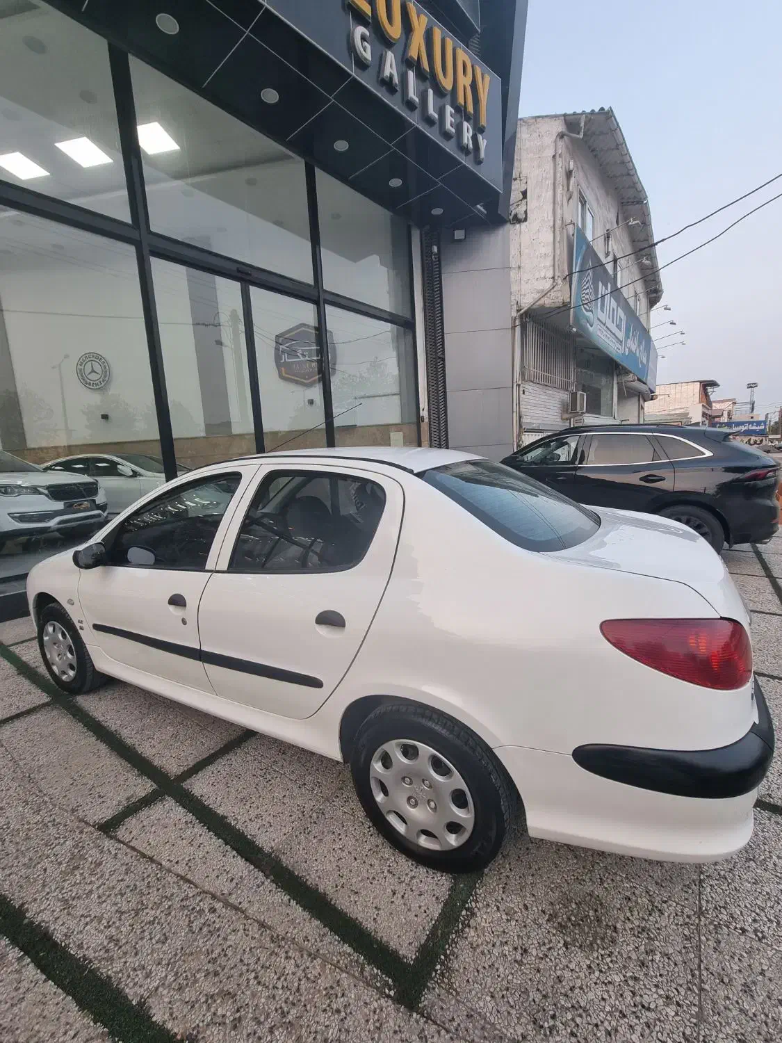 پژو ۲۰۶ صندوق دار v8 - 1398