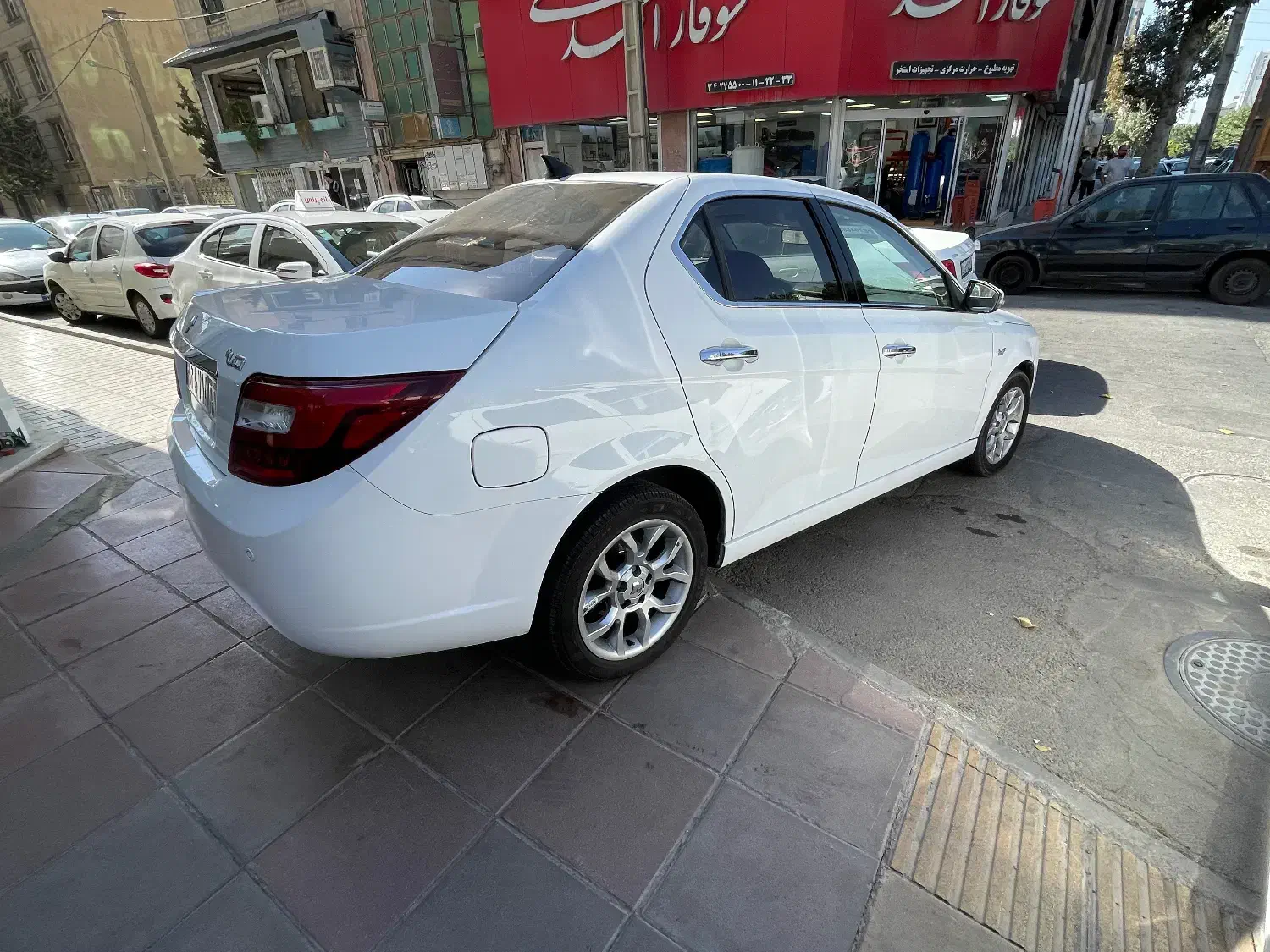 دنا پلاس توربو اتوماتیک - 1401