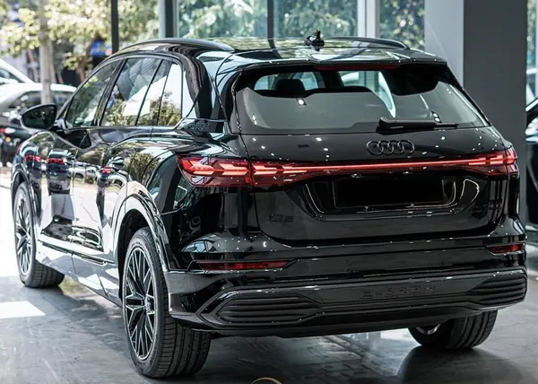 آئودی الکتریکی Q5 ۴۰ - 2024