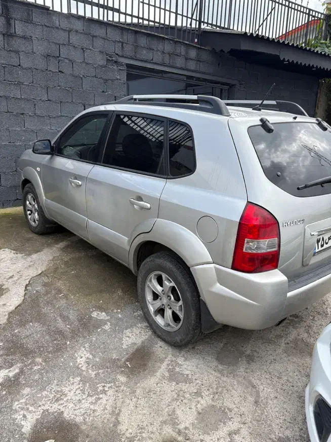 هیوندای توسان 2.7 لیتر - 2009
