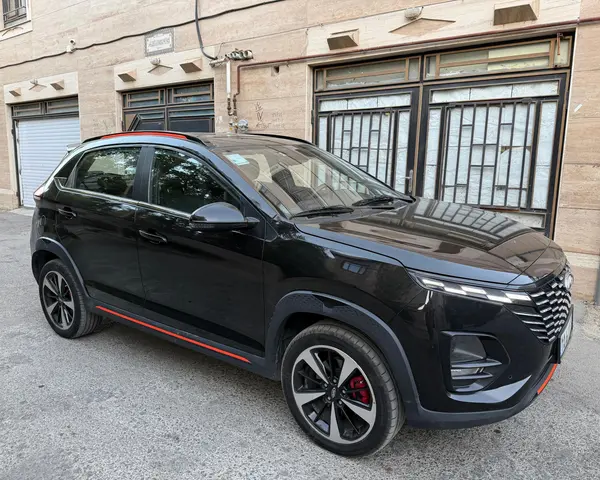 ام وی ام X33 کراس دنده‌ای - 1402