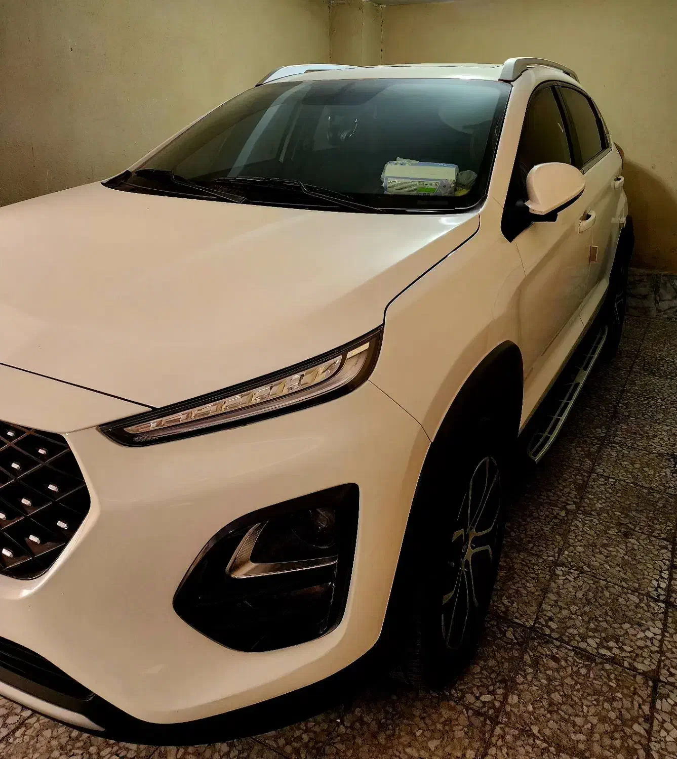 ام وی ام X22 پرو دنده‌ای - 1402