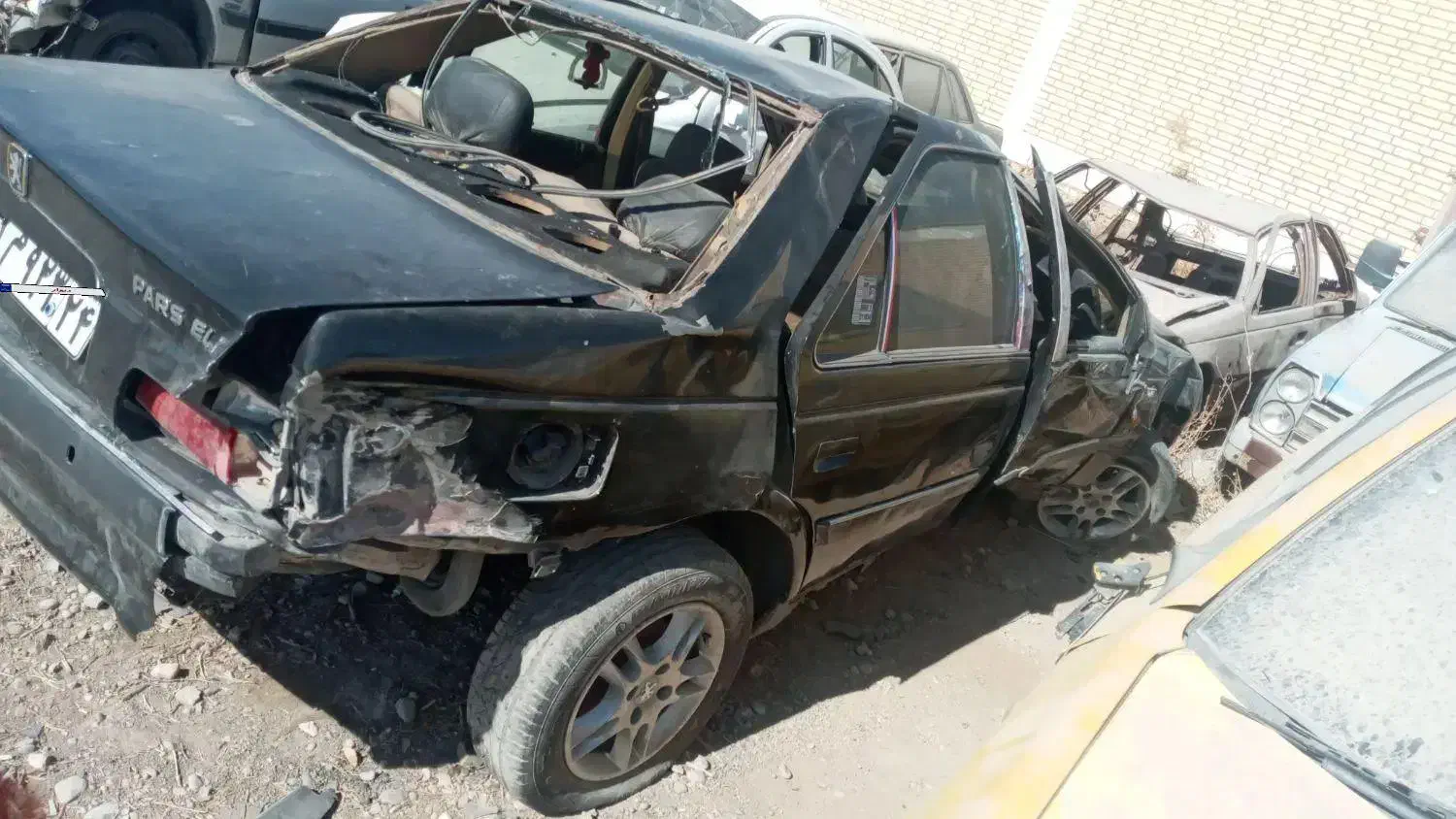 پژو پارس سال - 1383