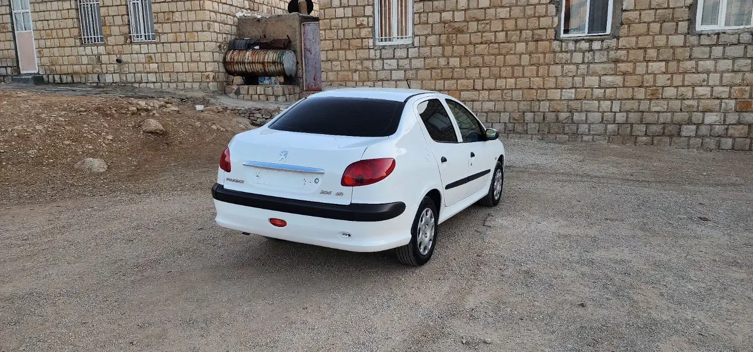 پژو ۲۰۶ صندوق دار v8 - 1394