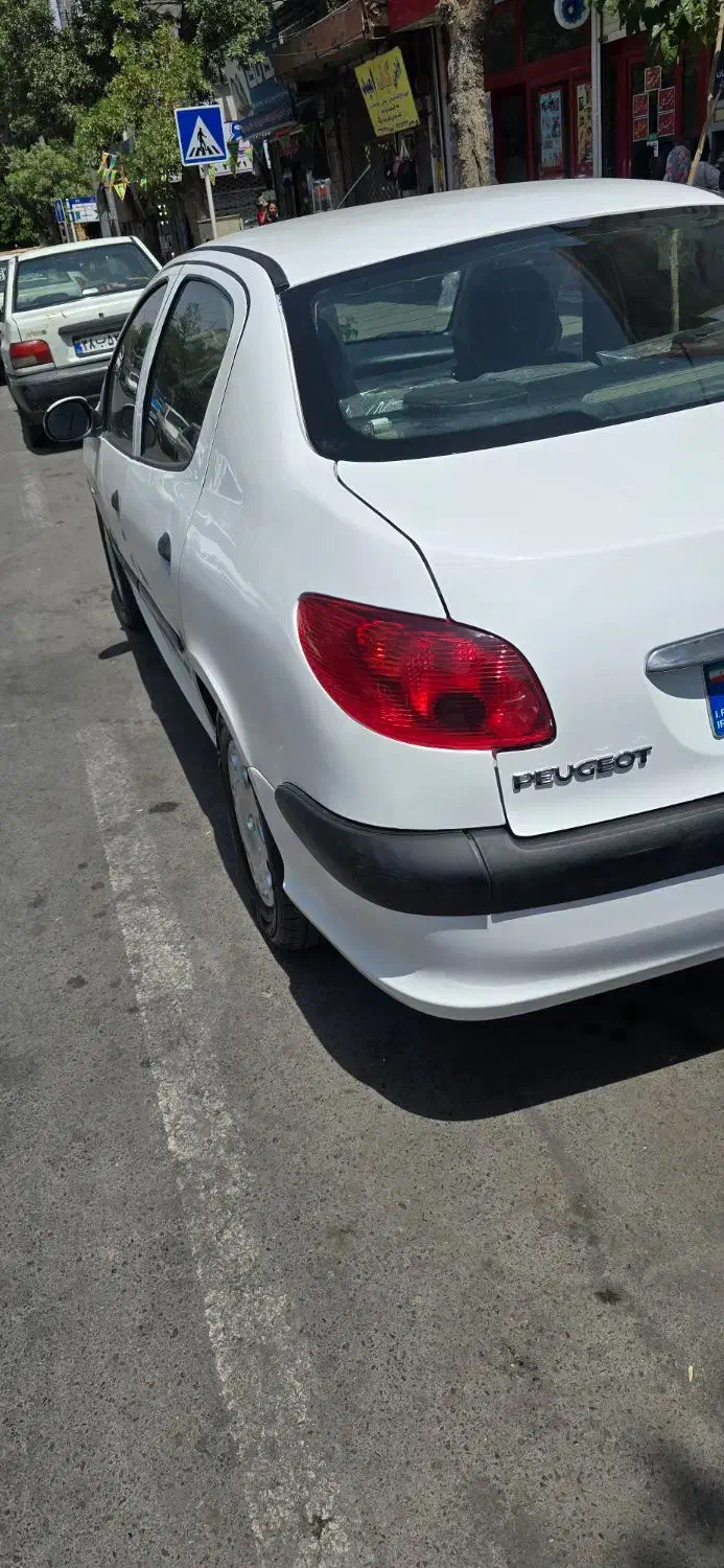 پژو ۲۰۶ صندوق دار v8 - 1397