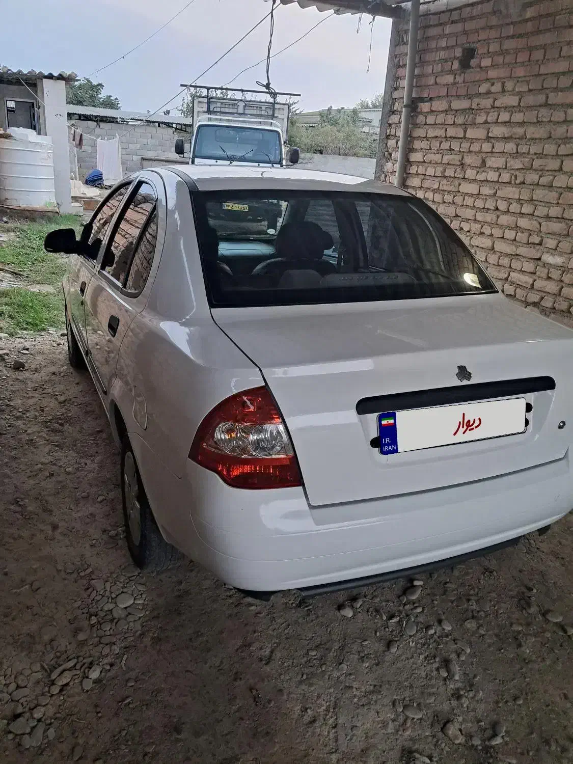 تیبا صندوق دار SX - 1401