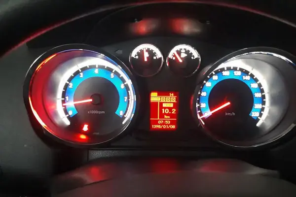 دنا پلاس ۶ دنده EF7p - 1404