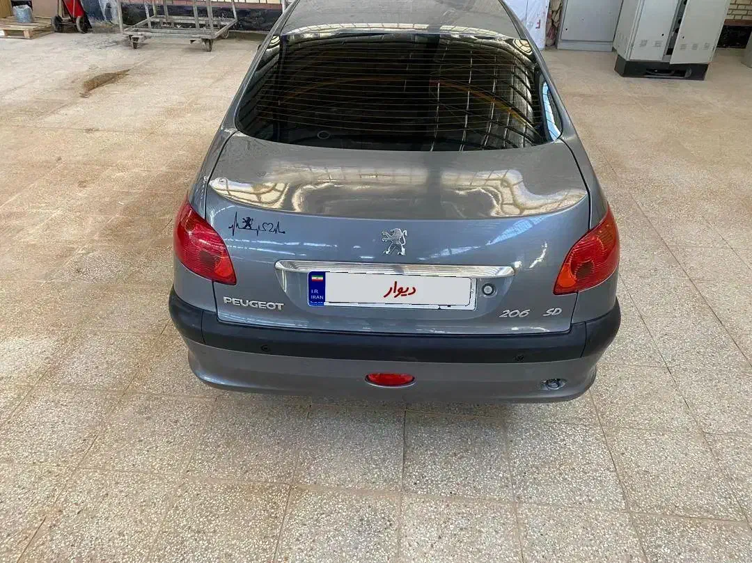 پژو ۲۰۶ صندوق دار v8 - 1395