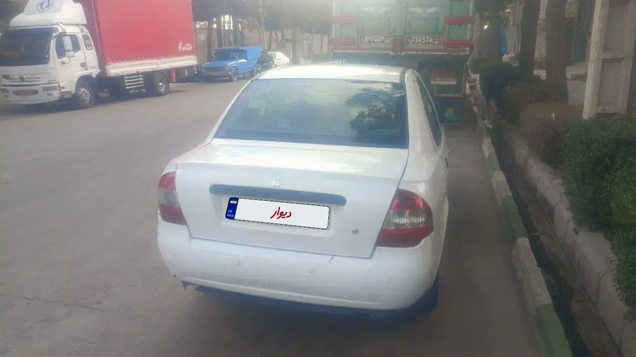 تیبا صندوق دار SX - 1393