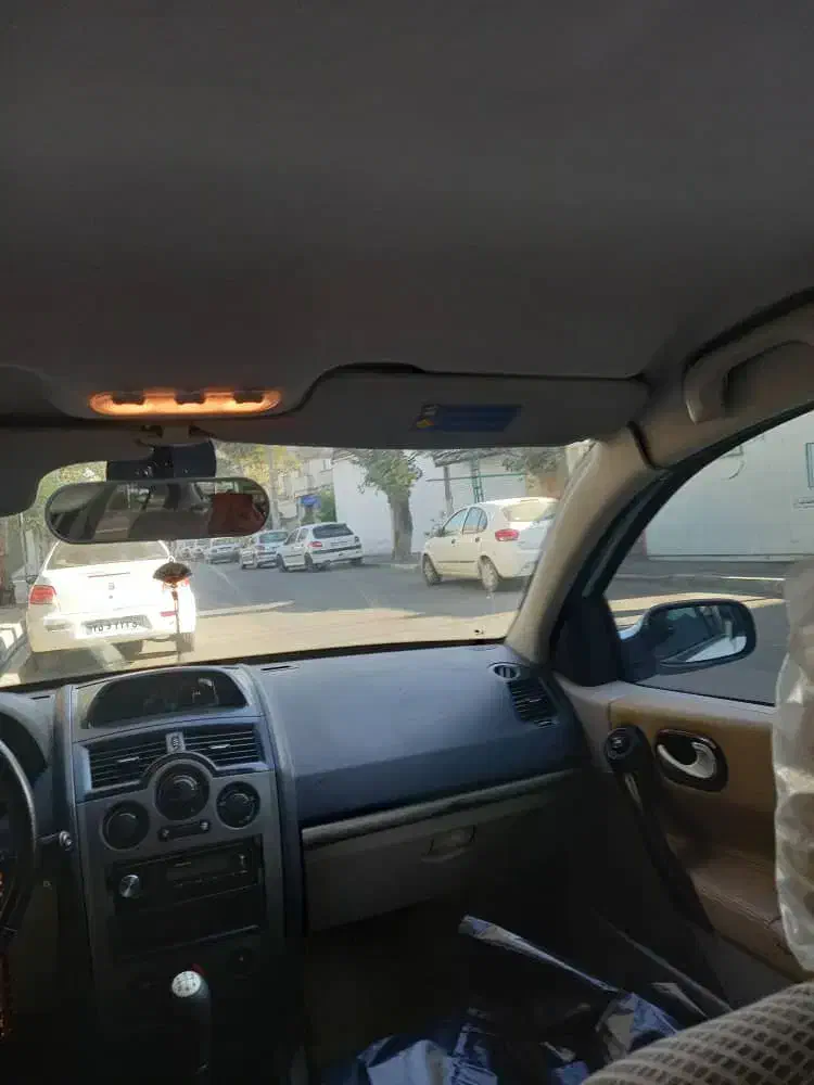 رنو مگان پارس خودرو 1600 E2 - 1391