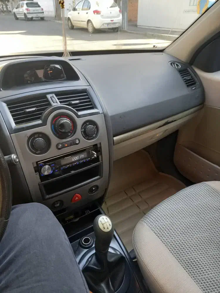 رنو مگان پارس خودرو 1600 E2 - 1391