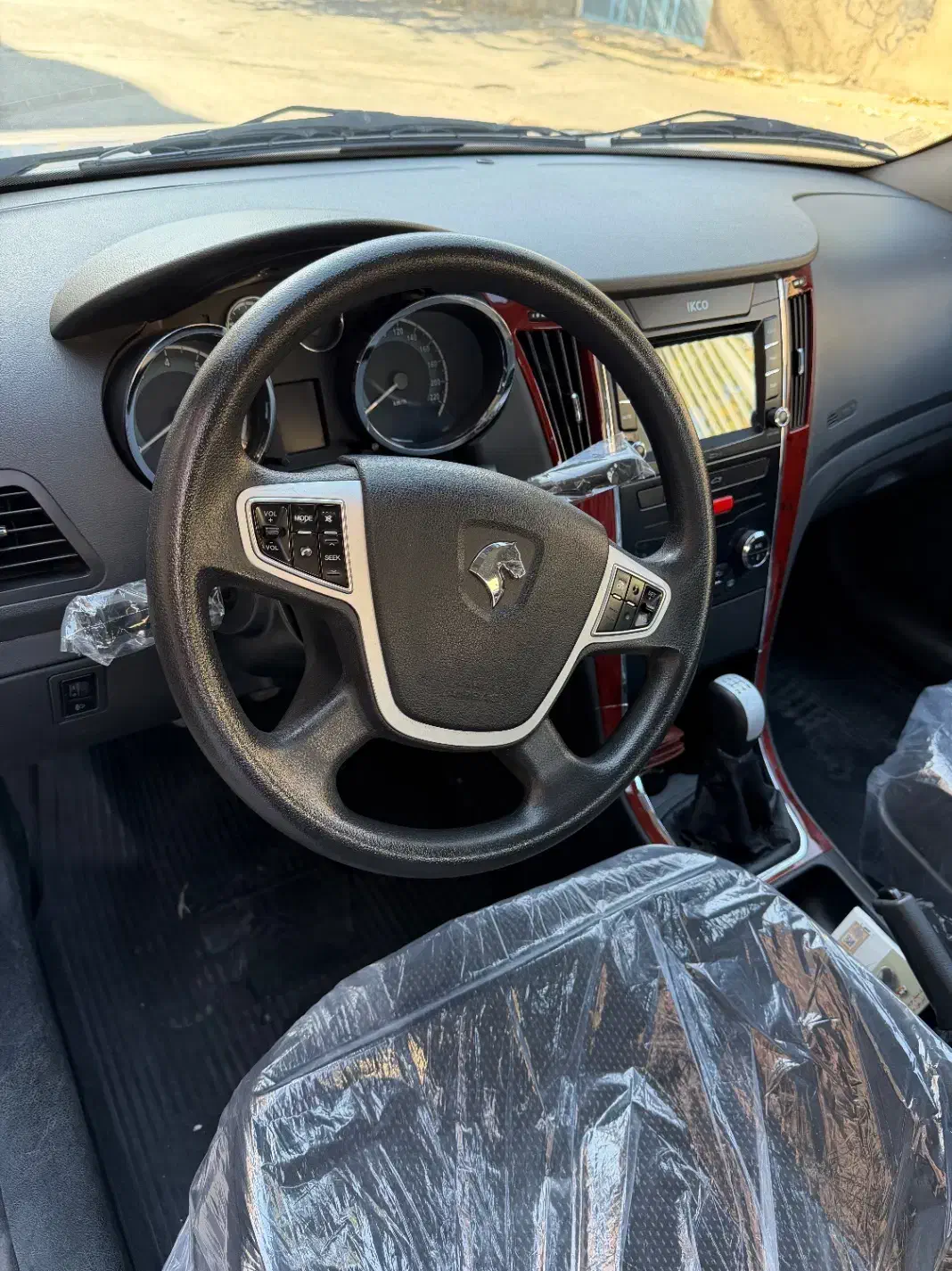 دنا پلاس ۵ دنده EF7 - 1398