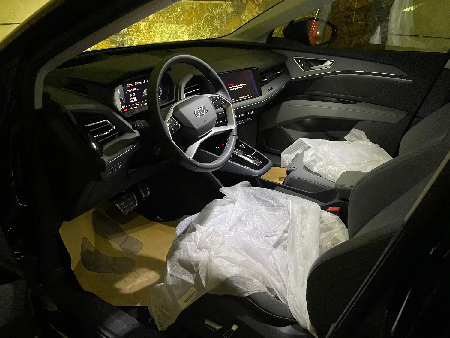 آئودی الکتریکی Q5 ۴۰ - 2024