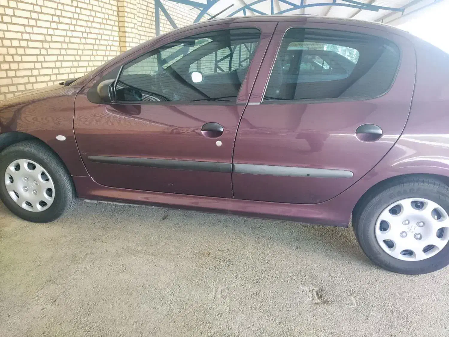 پژو ۲۰۶ صندوق دار v8 - 1395