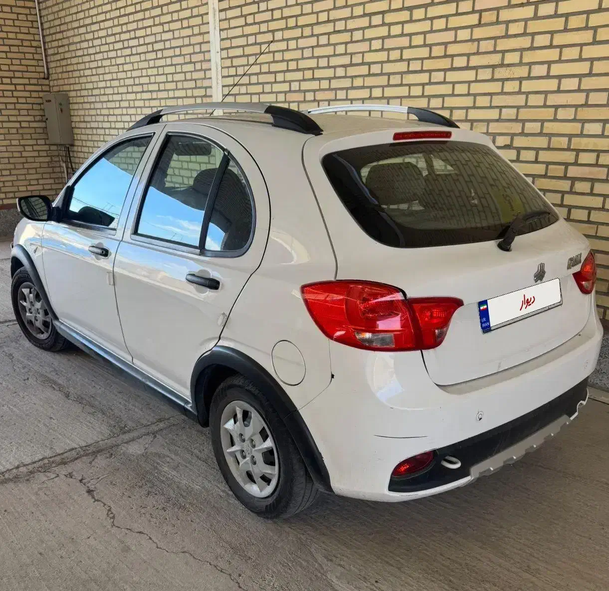 خودرو کوییک، معمولی آگهی ann_20893606