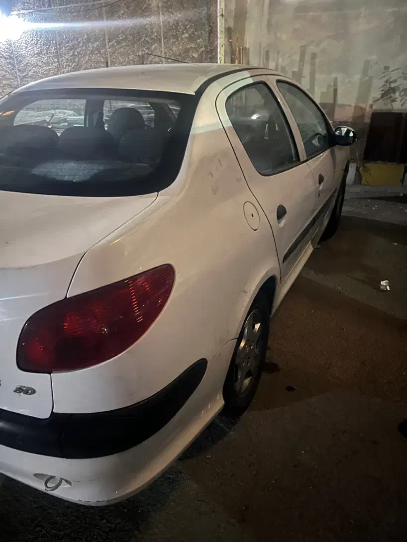 پژو ۲۰۶ صندوق دار v8 - 1398