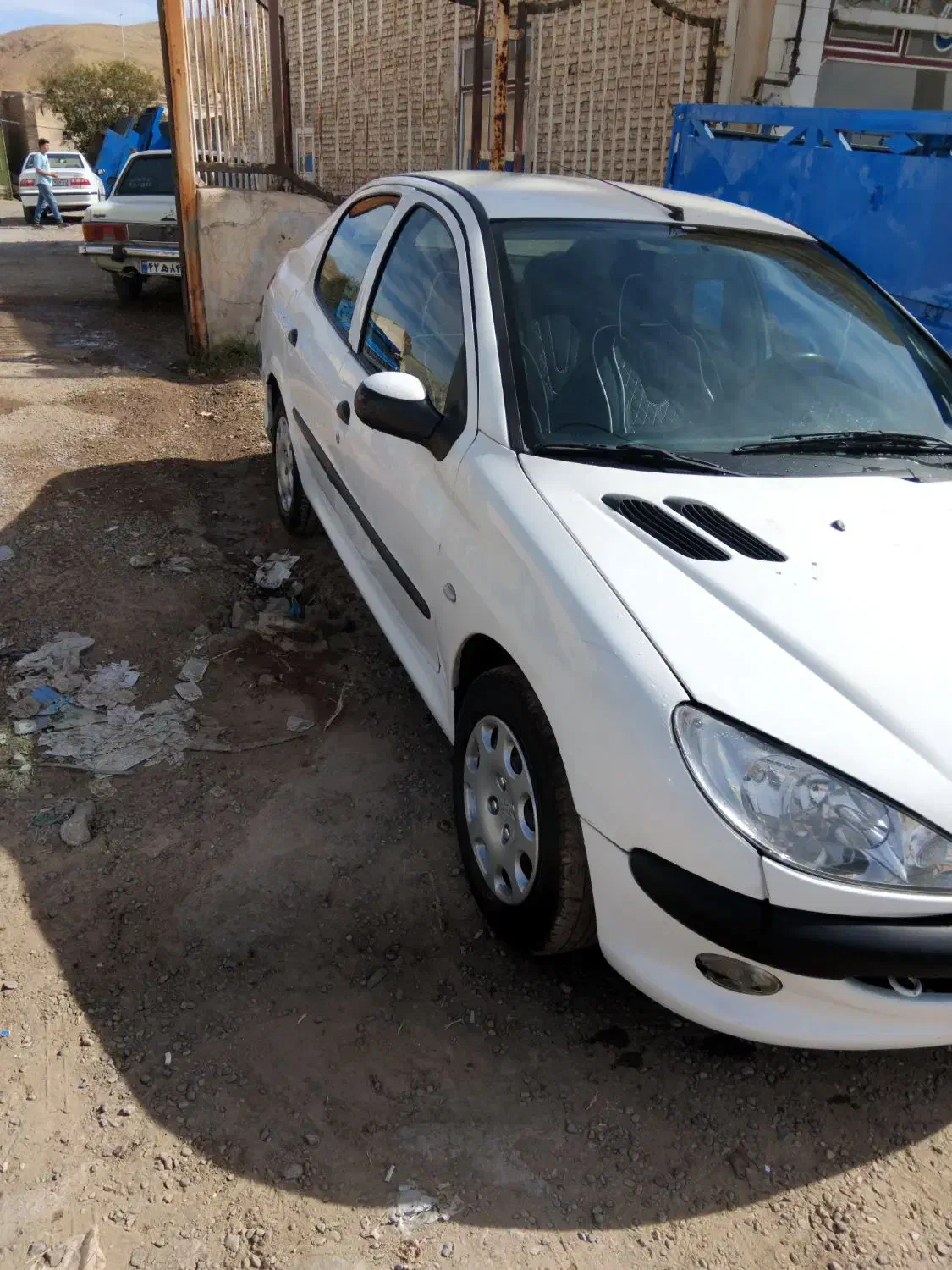 پژو ۲۰۶ صندوق دار v8 - 1397