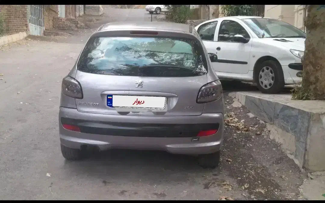 پژو 206 تیپ 5 - 1390
