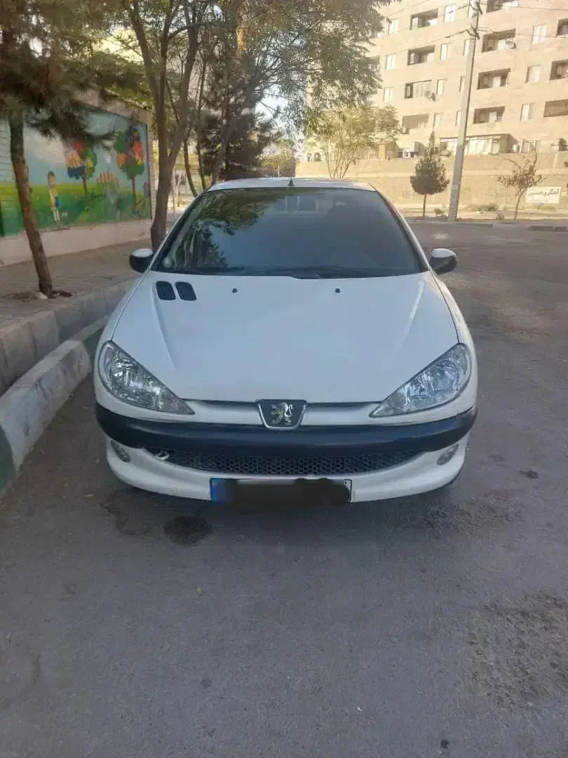 خودرو پژو، ۲۰۶ صندوق دار آگهی ann_20894185