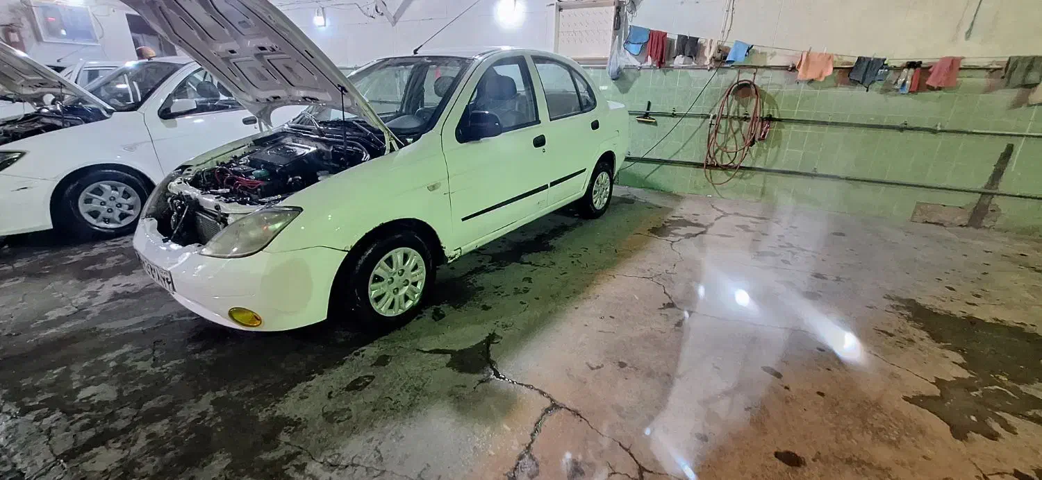 تیبا صندوق دار SX - 1366