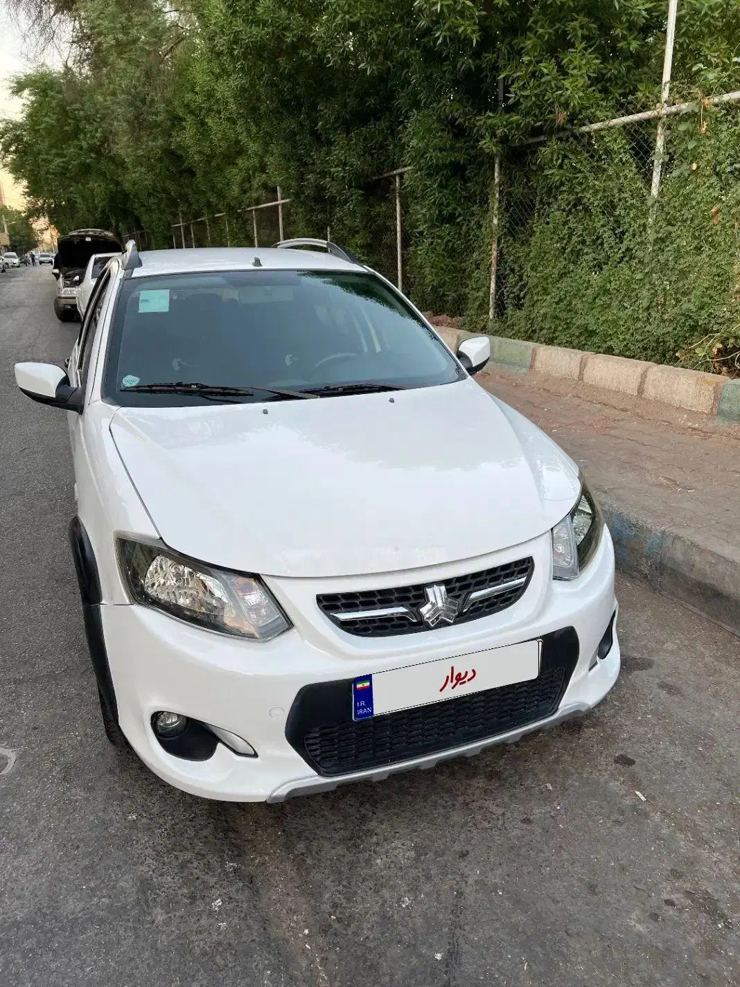 خودرو کوییک، معمولی آگهی ann_20894491