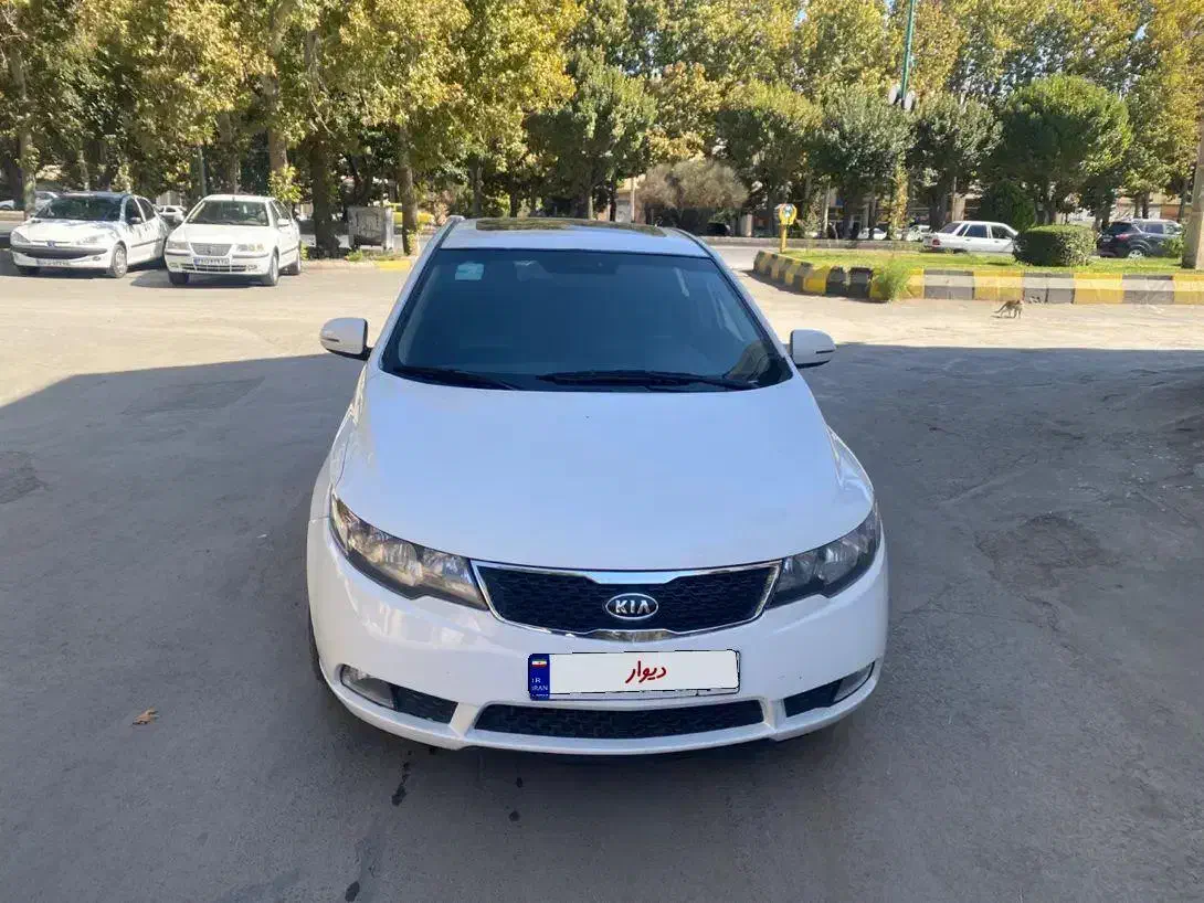 خودرو کیا، سراتو مونتاژ آگهی ann_20894610