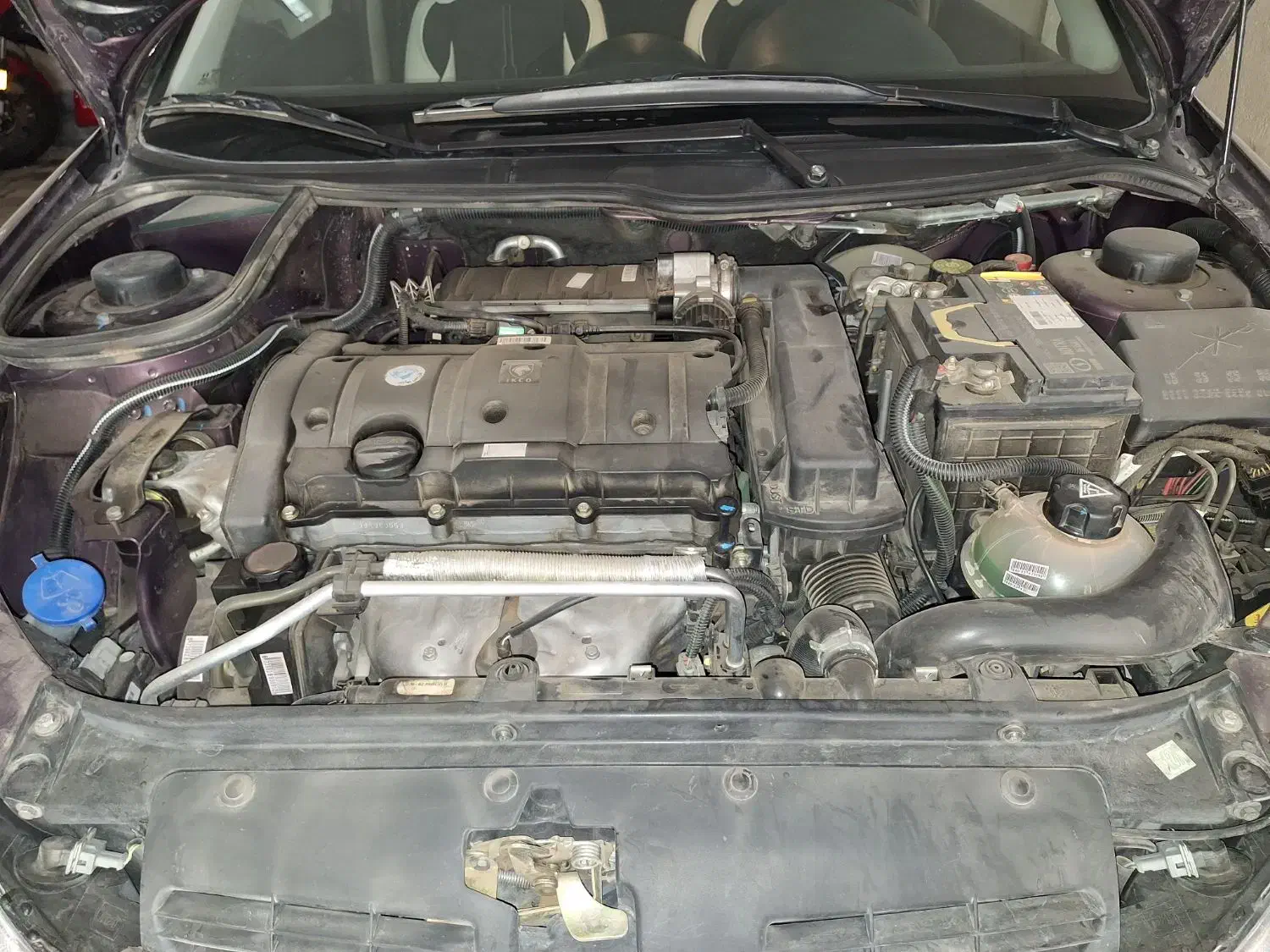 پژو ۲۰۶ صندوق دار v8 - 1397