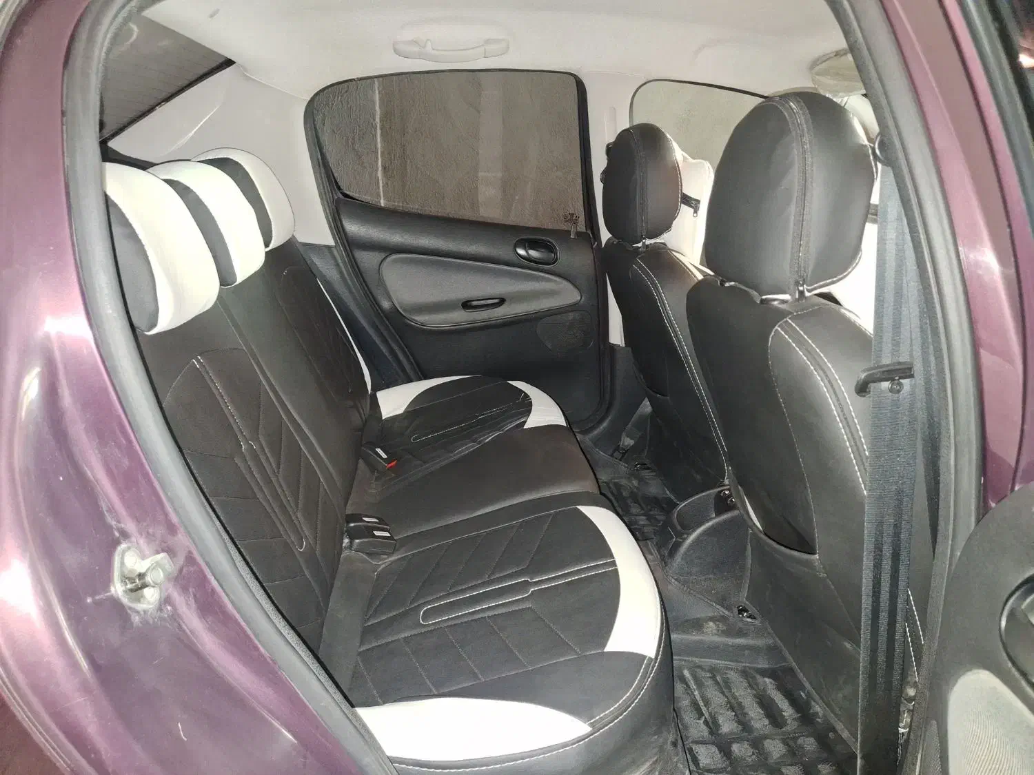 پژو ۲۰۶ صندوق دار v8 - 1397